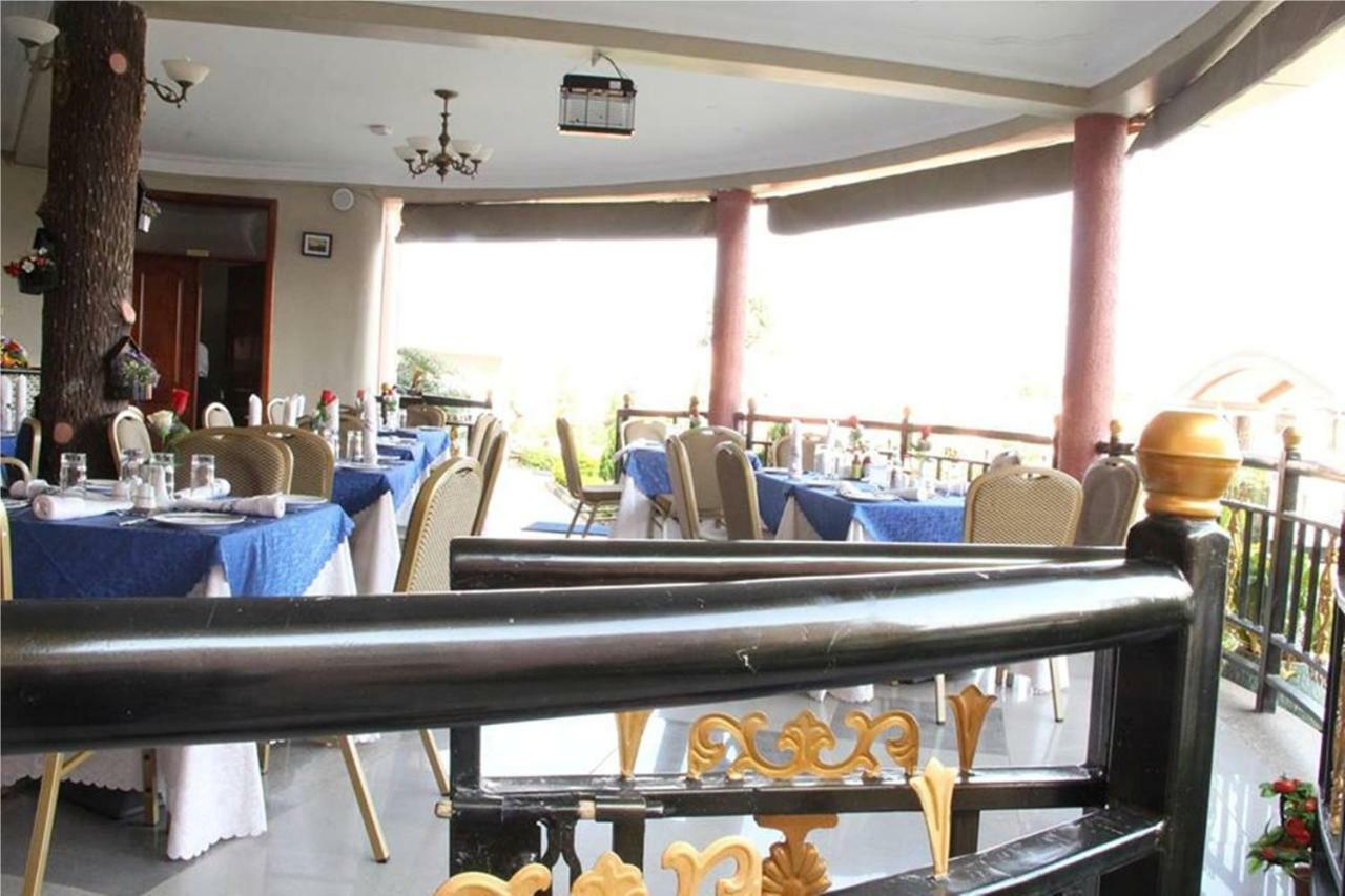 Sapphire Hotel Entebbe Kigo Kajansi Exterior photo