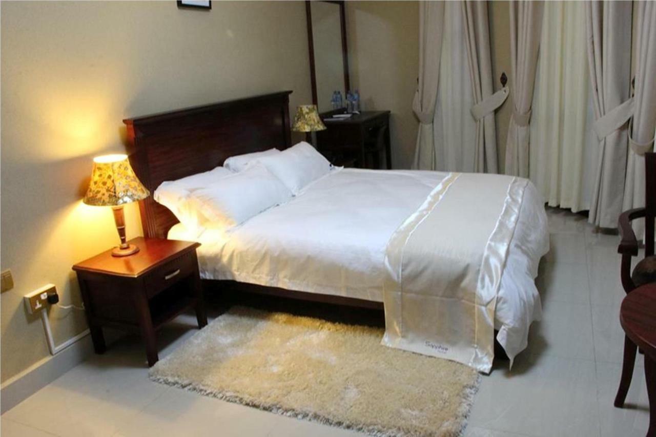Sapphire Hotel Entebbe Kigo Kajansi Exterior photo